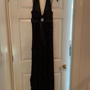 Cocktail Betsy and Adam black dress